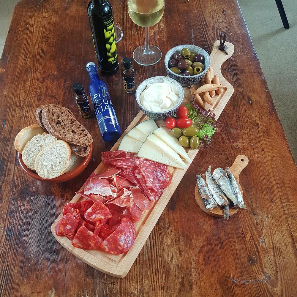 IMG_20170521_174502_439Tapas variete met Jamon Iberico